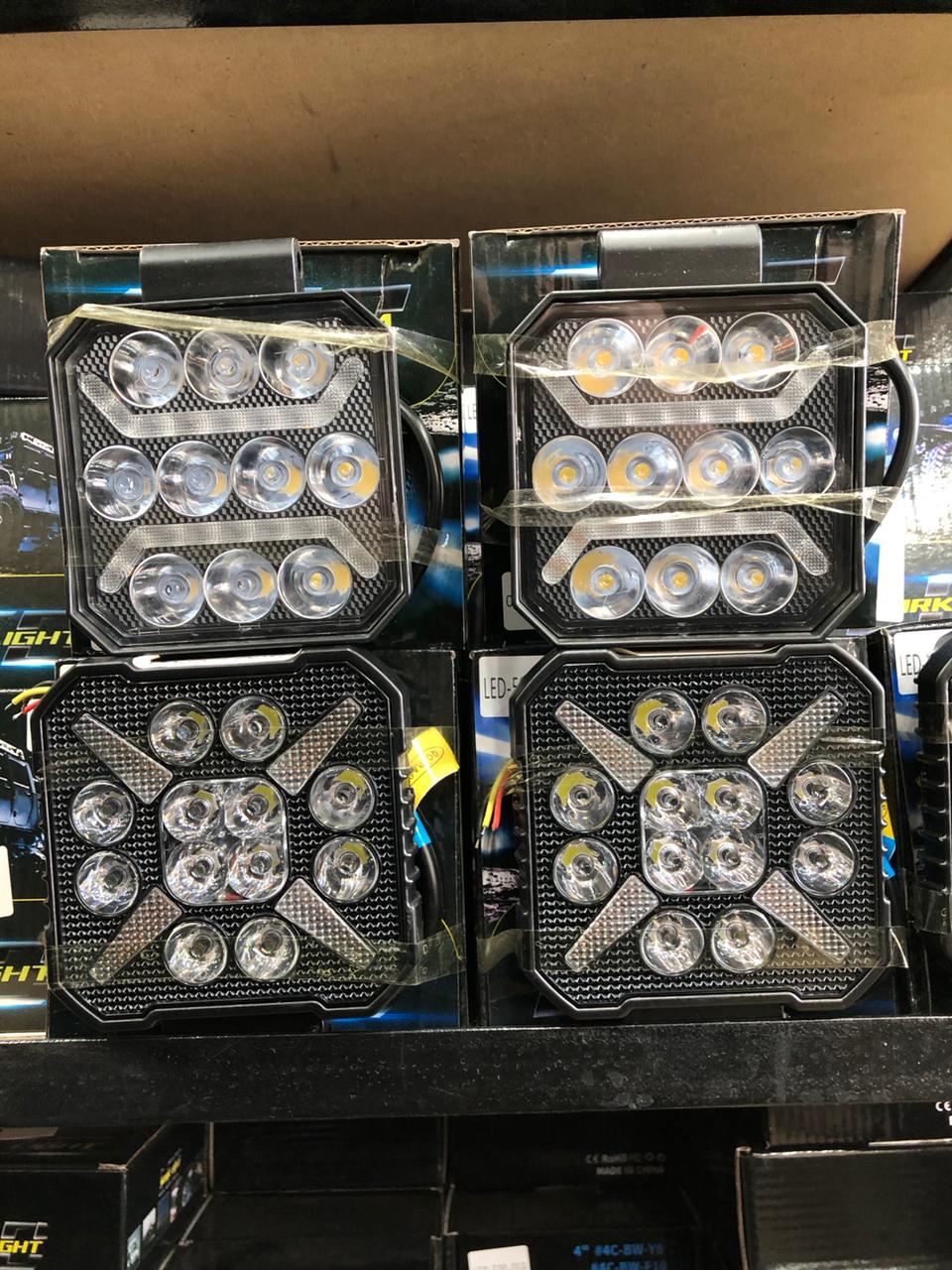 إضاءة LED 3